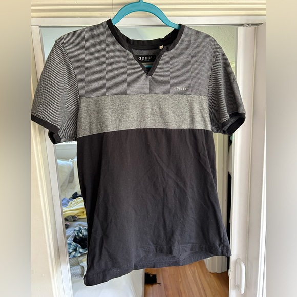 Men's Guess Shirt - Picture 1 of 2